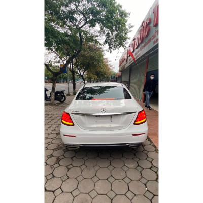 Rèm Che Nắng 2 Cánh Trước Xe Mercedes E200-250-300 Form 2016-2020 