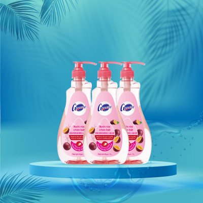 Chai nước rửa chén bát Gleaming Hương Chanh Dây 1L