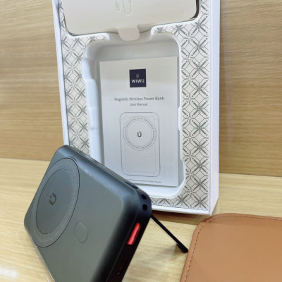 Sạc Nhanh Không Dây Wiwu Snap Cube Dành Cho Iphone 12, Iphone 13 Pin Dự Phòng 10000mAh - Hàng Chính Hãng 