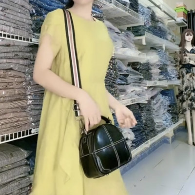 Đầm đuôi cá bất đối xứng suông nhẹ Myqlothing.