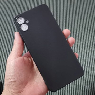 Ốp lưng dành cho SamSung Galaxy A05 dẻo màu đen bảo vệ camera sau, chống bám vân tay - Hàng chính hãng