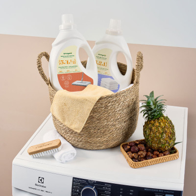 Nước Lau sàn sinh học ENZYCO 2L - Chiết xuất Bồ hòn và Enzyme Dứa